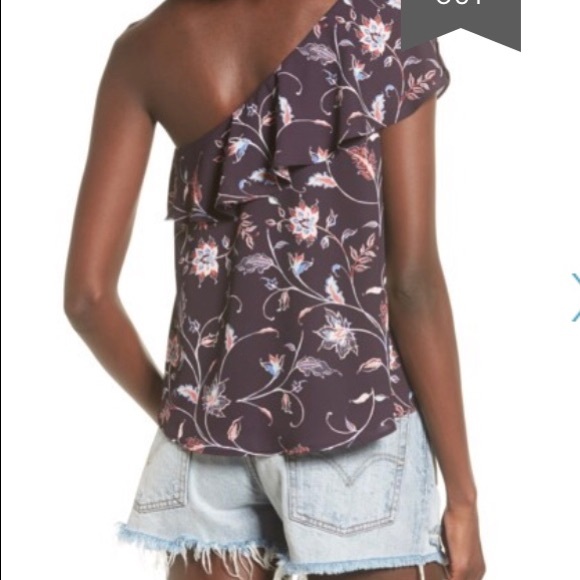 NWT Astr the Label One Shoulder fluttery top - Picture 3 of 3